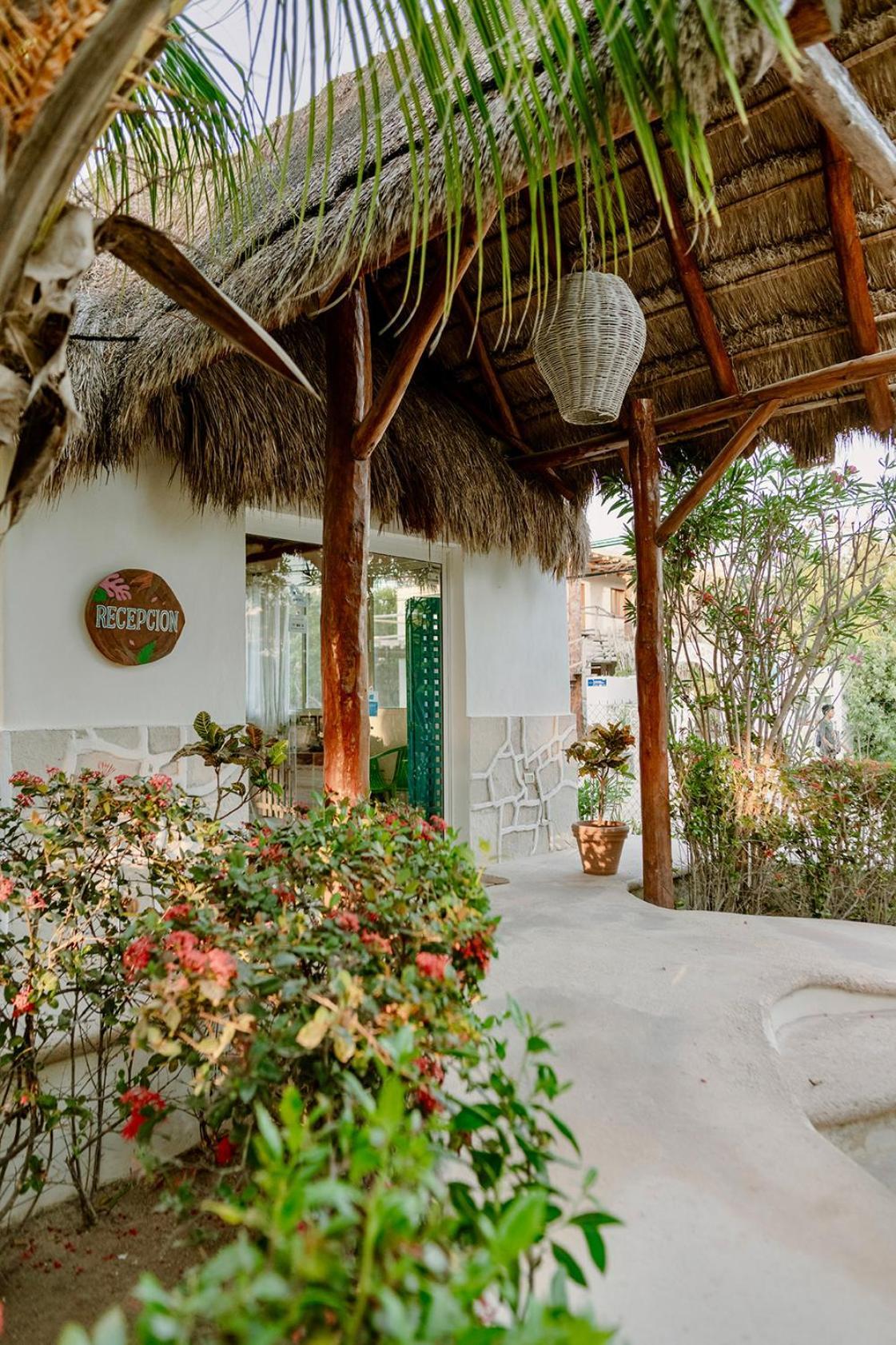 Hotel Puerto Holbox Beach Front Exterior photo