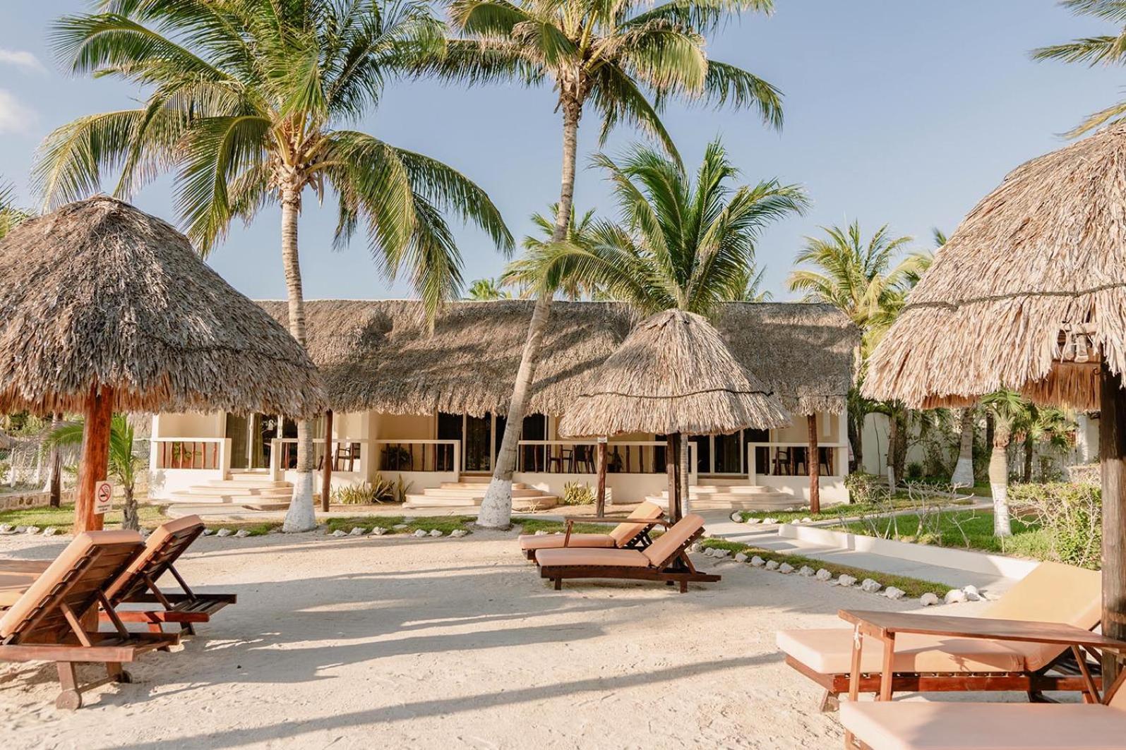 Hotel Puerto Holbox Beach Front Exterior photo