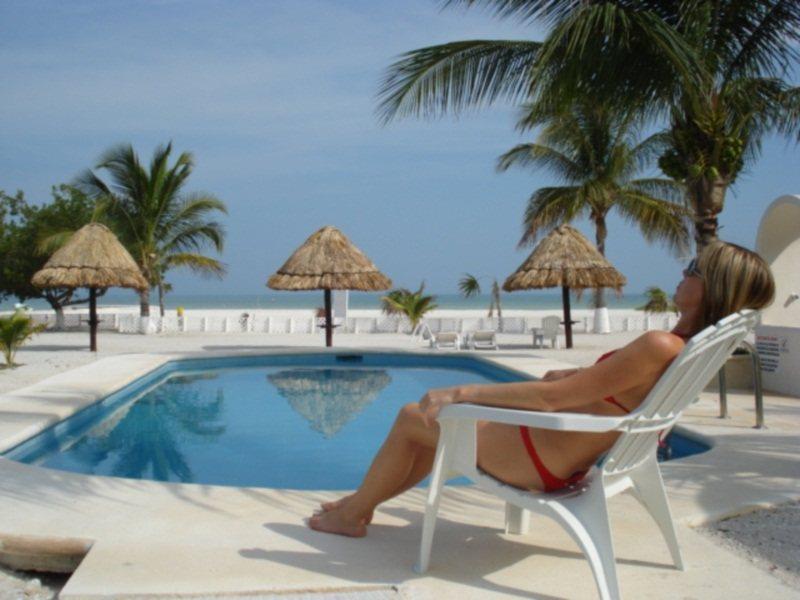 Hotel Puerto Holbox Beach Front Exterior photo