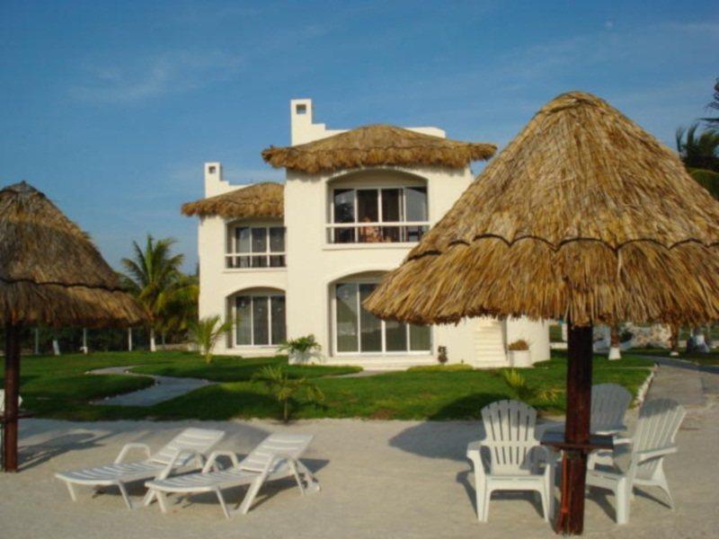 Hotel Puerto Holbox Beach Front Exterior photo